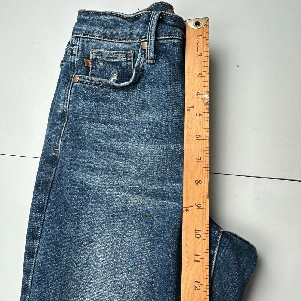 Judy Blue Jeans Womens 3/26 Blue Slim Fit Medium Wash Distressed Raw Hem Whisker - Picture 11 of 14